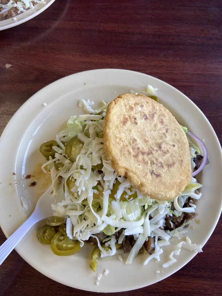 Menudo Gordita & Taco
